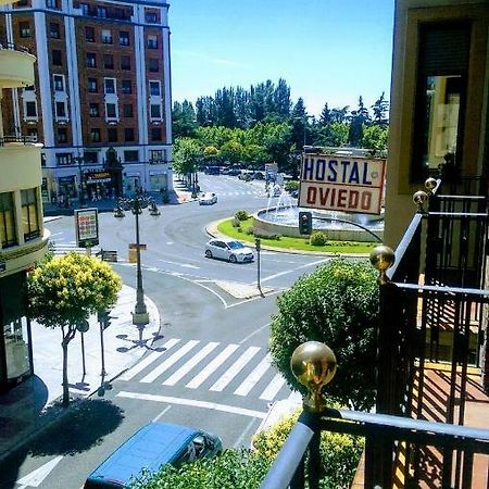 Отель Hostal Oviedo Леон Экстерьер фото